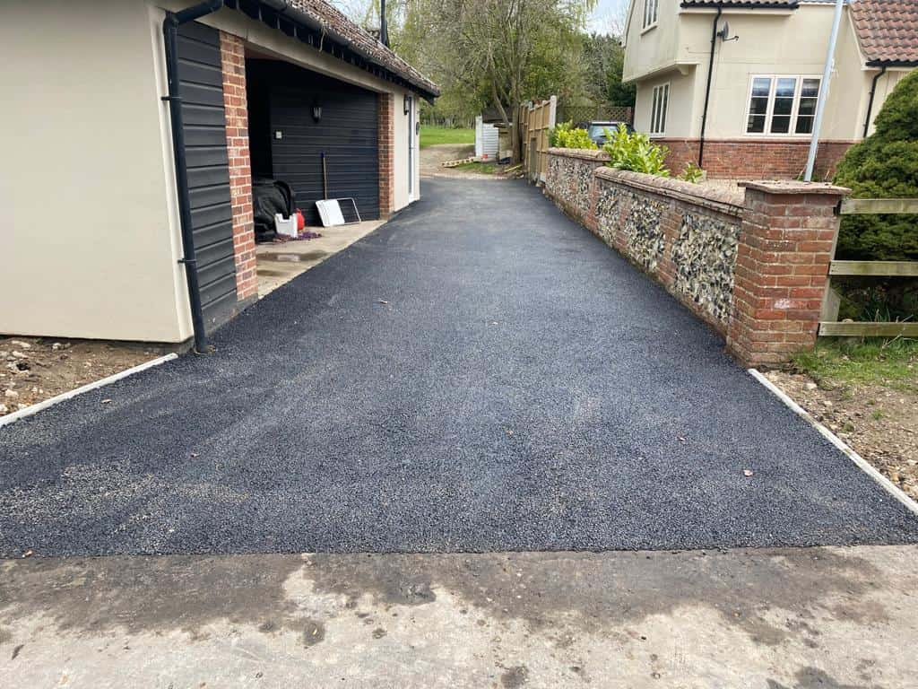 This is a newly installed tarmac driveway. All works carried out by Dover Driveways